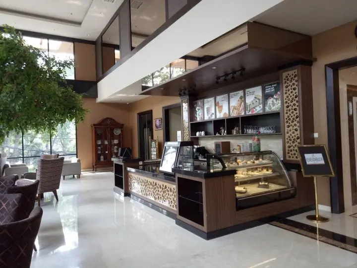 Сурабая: Aria Centra Hotel Surabaya