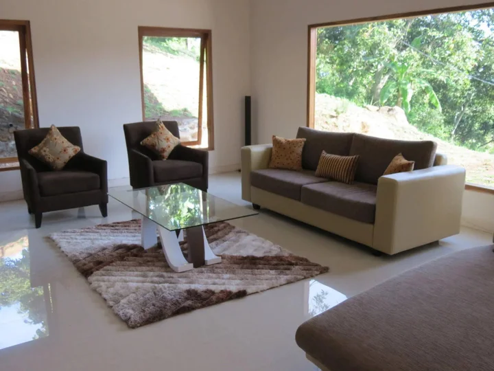 Сукасада: Rumah Bali Santai