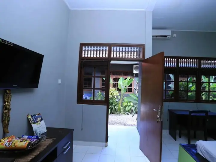 Кута: RedDoorz @ Dewi Sita Seminyak