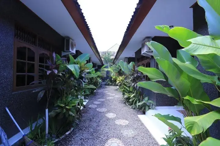 Кута: RedDoorz @ Dewi Sita Seminyak