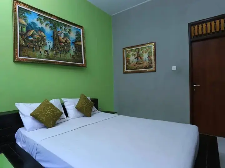Кута: RedDoorz @ Dewi Sita Seminyak