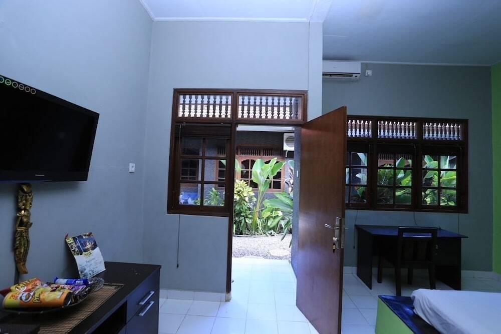 RedDoorz @ Dewi Sita Seminyak — фото 1