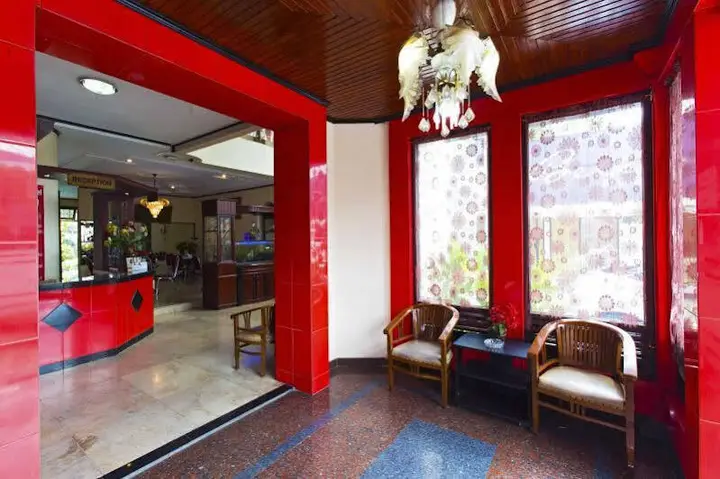 RedDoorz @ Kemang Selatan — фото 1