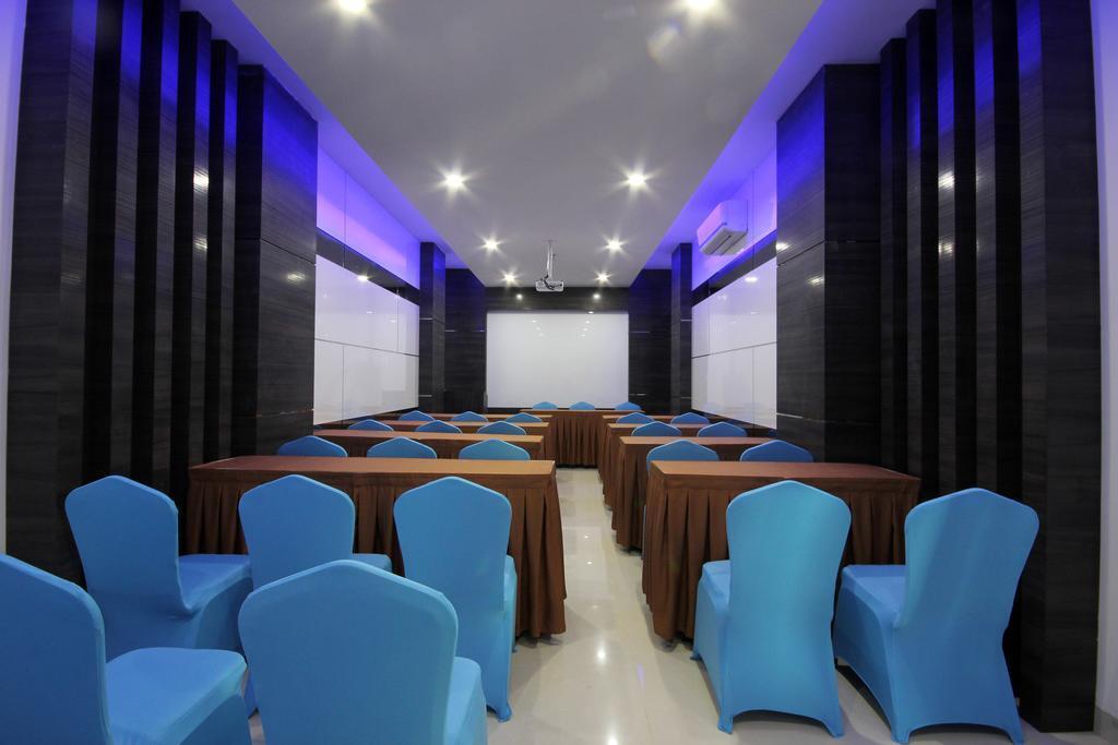 Батам: OS Hotel Airport Batam