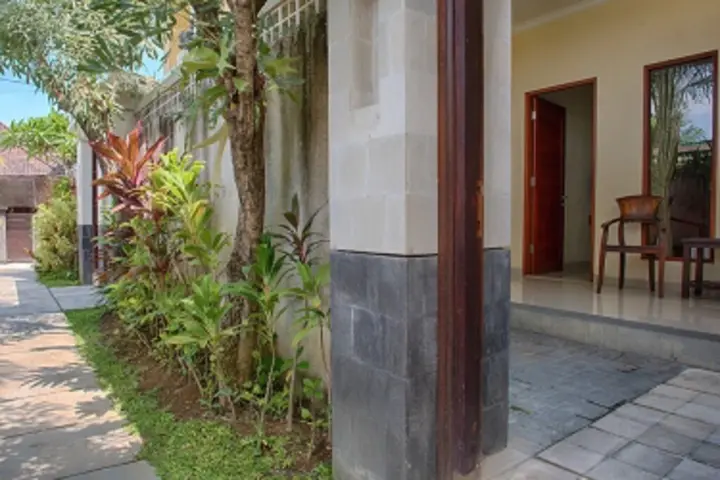 Табанан: RedDoorz @ Taman Sari Marlboro