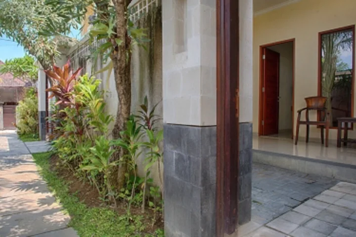 Табанан: RedDoorz @ Taman Sari Marlboro