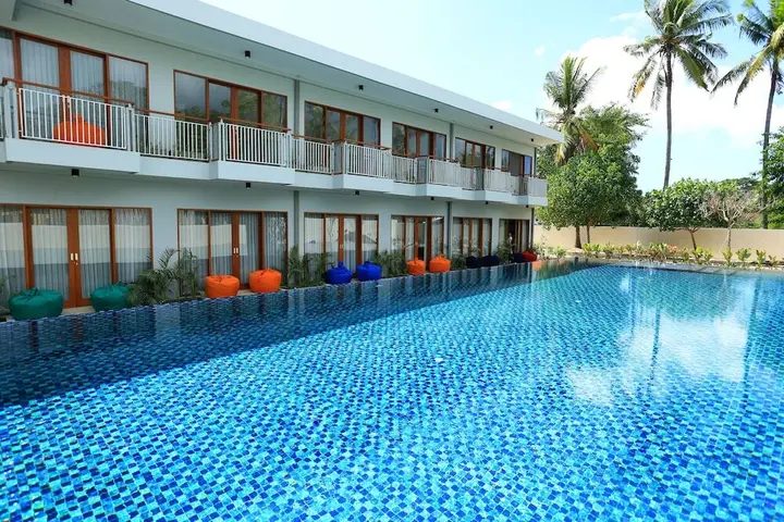 Лембонган-Айленд: Sammada Hotel & Beach Club