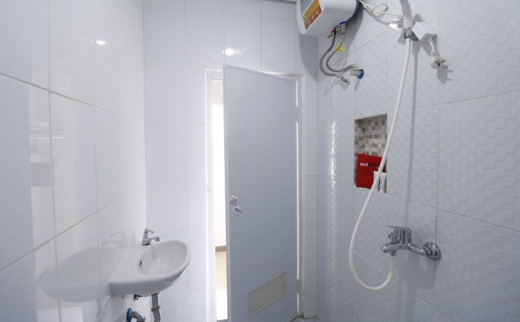 Джакарта: RedDoorz Plus near Pondok Indah Mall