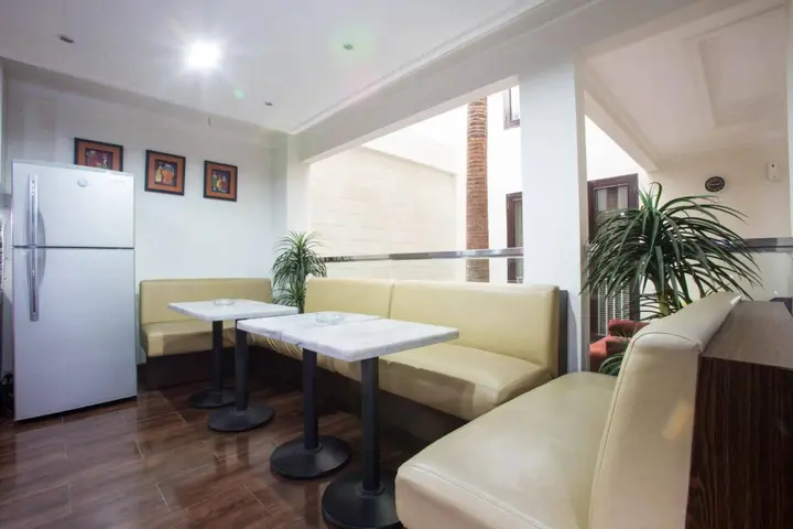 Джакарта: RedDoorz Plus near Pondok Indah Mall