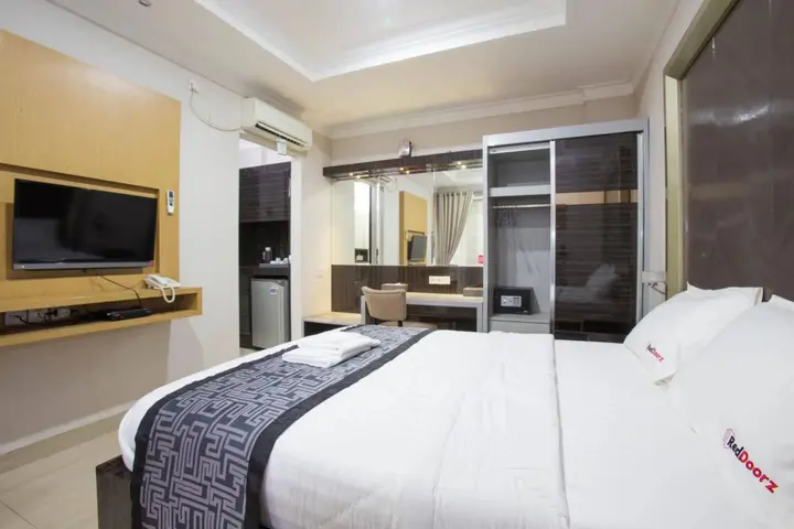 Джакарта: RedDoorz Plus near Pondok Indah Mall