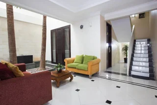 Джакарта: RedDoorz Plus near Pondok Indah Mall