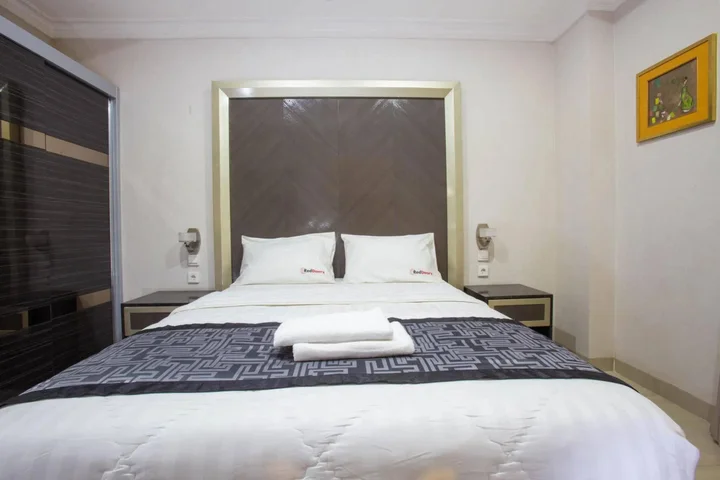 Джакарта: RedDoorz Plus near Pondok Indah Mall