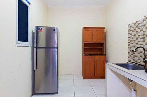 Джакарта: RedDoorz @ Cempaka Putih Barat