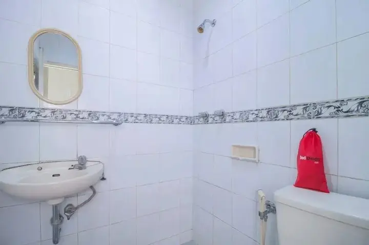 Джакарта: RedDoorz Near WTC Sudirman 2