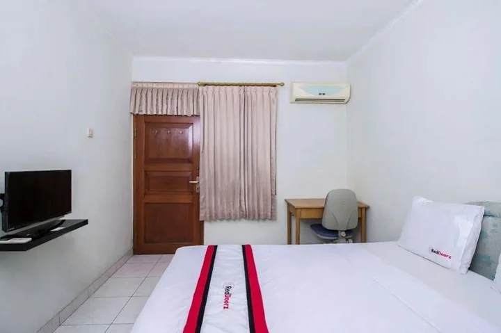 Джакарта: RedDoorz Near WTC Sudirman 2