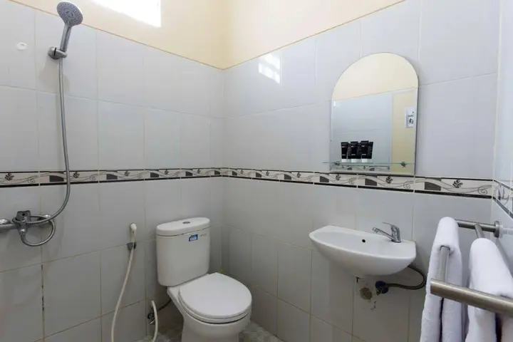 Джакарта: RedDoorz @ Utan Kayu