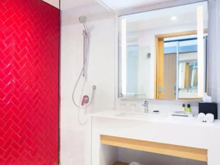 Сурабая: Four Points by Sheraton Surabaya, Tunjungan Plaza