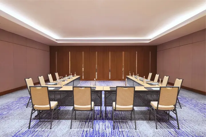Сурабая: Four Points by Sheraton Surabaya, Tunjungan Plaza