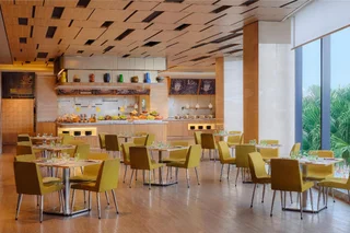 Сурабая: Four Points by Sheraton Surabaya, Tunjungan Plaza