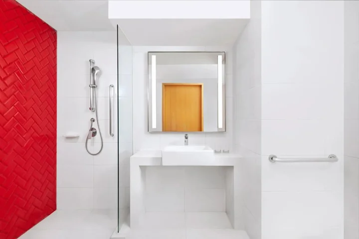 Сурабая: Four Points by Sheraton Surabaya, Tunjungan Plaza