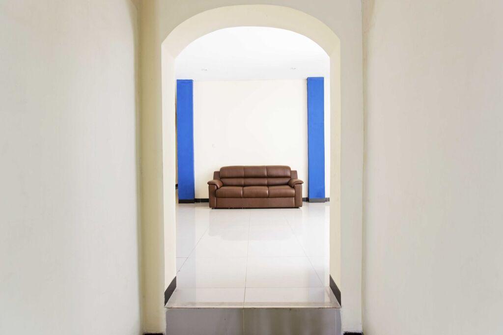 Джакарта: RedDoorz Plus @ Jalan Pemuda Jakarta