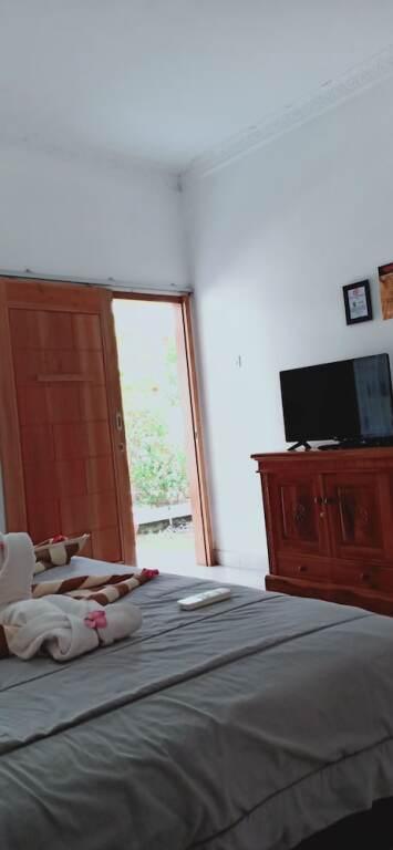 Гили Аир: Rumah Amel