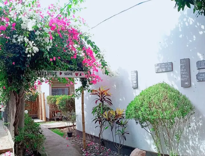Гили Аир: Rumah Amel