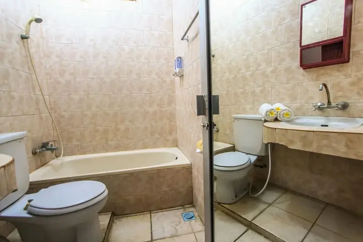 Кута: Hotel Lumbung Sari Legian