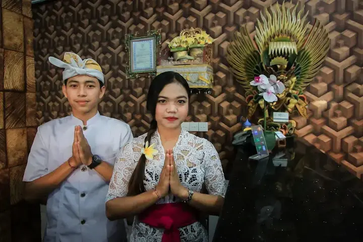 Кута: Hotel Lumbung Sari Legian