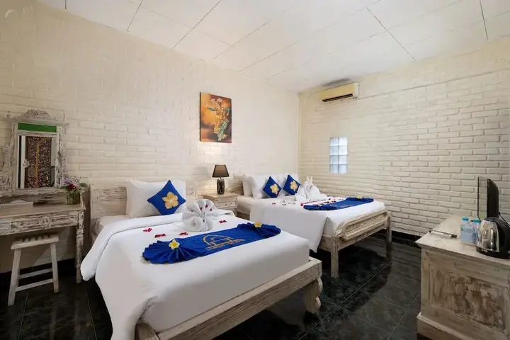 Кута: Hotel Lumbung Sari Legian