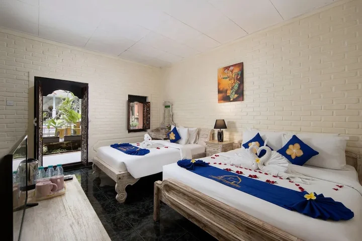 Кута: Hotel Lumbung Sari Legian