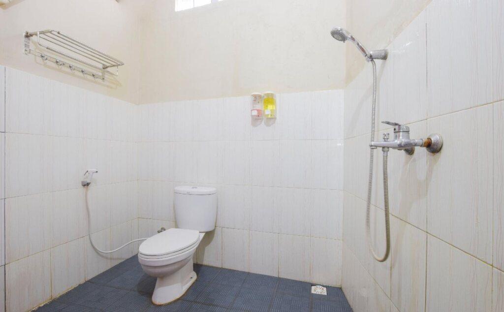 Батуретно: Nibenia Homestay