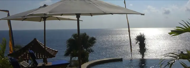Бунутан: Blue Moon Villas