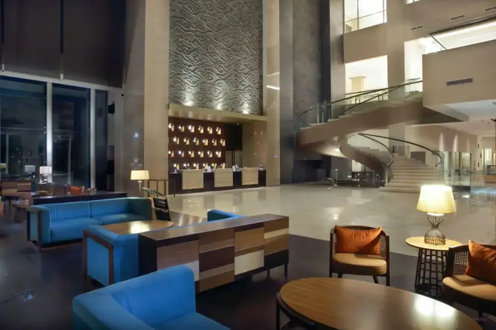 Чиребон: The Luxton Cirebon Hotel and Convention