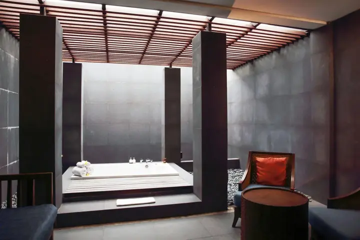 Чиребон: The Luxton Cirebon Hotel and Convention