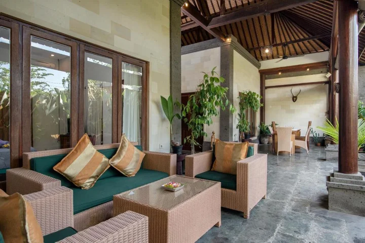 Кута: Bidadari Villa
