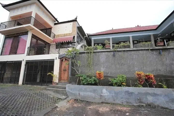 Беноа: RedDoorz @ Goa Gong Jimbaran