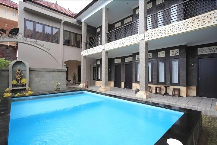 Беноа: RedDoorz @ Goa Gong Jimbaran