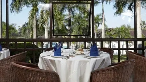 Прайя: GEC Rinjani Golf & Resort