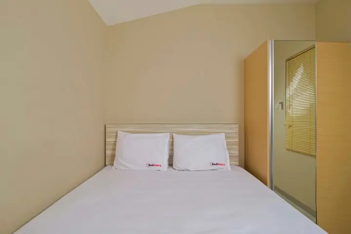 RedDoorz Plus @ Setiabudi Tengah — фото 4