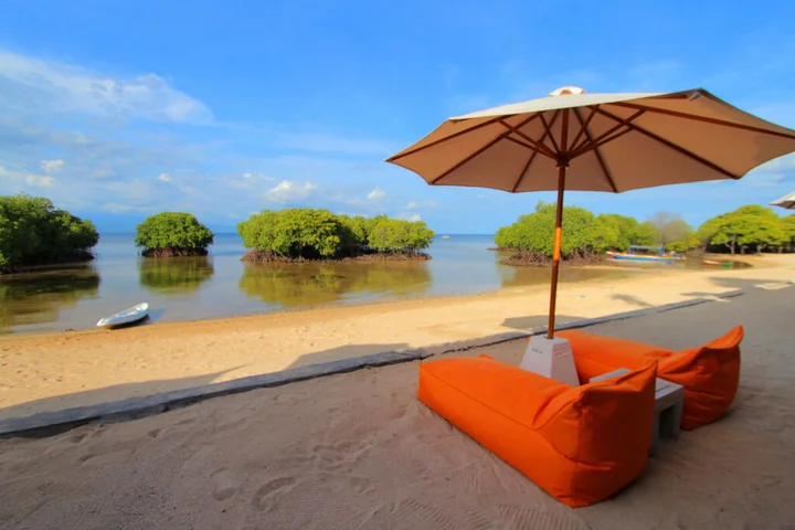 Лембонган-Айленд: Mangrove Paradise Retreat