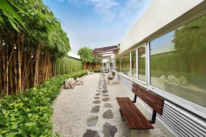 Джакарта: Dwijaya House of Pakubuwono