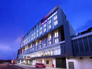 Пеканбару: Отель Favehotel Sudirman, Pekanbaru