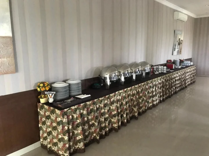Чилегон: Hotel Arisu