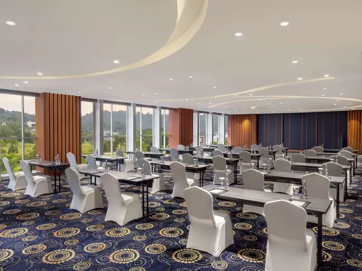 Батам: Radisson Golf & Convention Center Batam