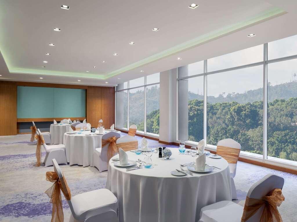 Батам: Radisson Golf & Convention Center Batam