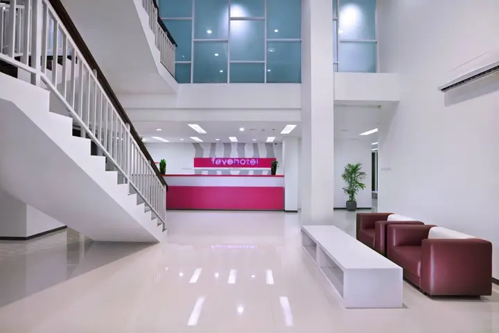 Отель Favehotel Rungkut Surabaya — фото 1
