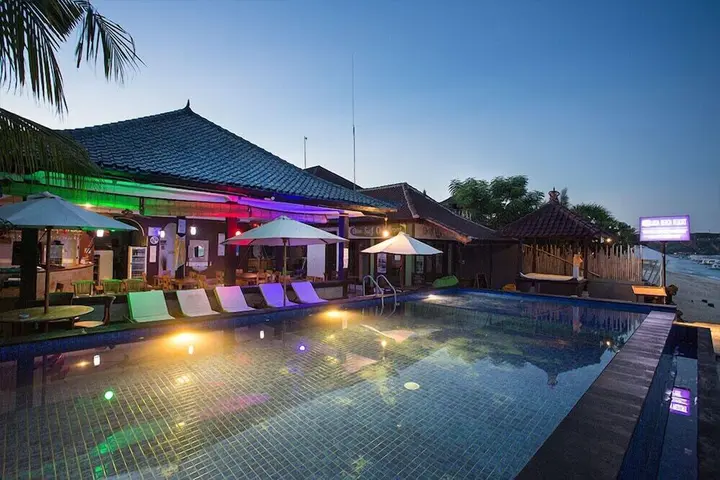 Лембонган-Айленд: Linda Beach Resort