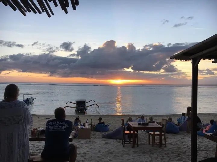 Лембонган-Айленд: Linda Beach Resort