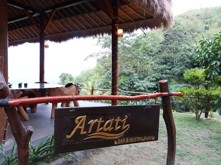 Прайя: Artati Lombok Bungalows & Restaurant